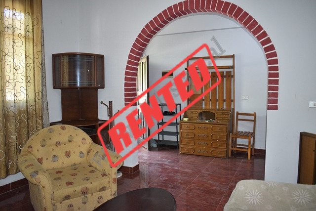 Two&nbsp;bedroom apartment for rent on Ali Riza Kolonja street, between Zogu I Zi and Ish Fusha e Av